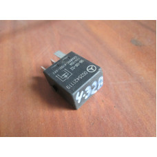  Реле (прочие) к  Mercedes  C W202,  1998