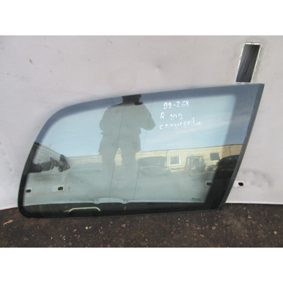  Стекло кузовное боковое правое к  Ford  Galaxy,  1996