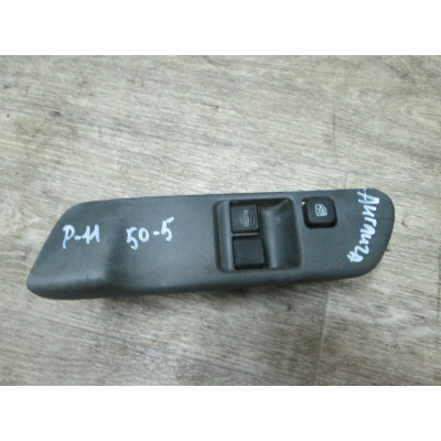  Блок кнопок к  Nissan  Primera,  2000