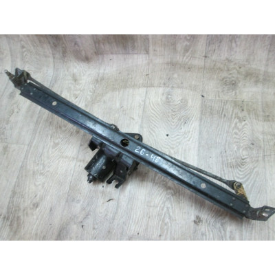  Механизм стеклоочистителя (трапеция дворников) к  Audi  100,  1990