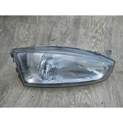  Фара правая к  Mitsubishi  Colt,  1998