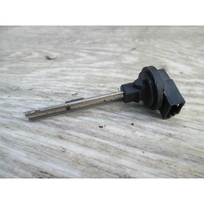  Датчик температуры к  Volkswagen  Passat,  1998