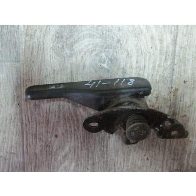  Кнопка открытия лючка топливного бака к  Nissan  Sunny,  1993