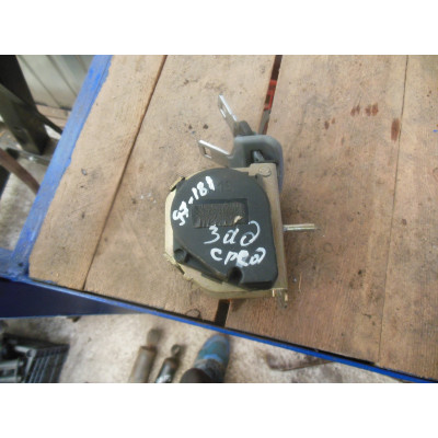  Ремень безопасности задний центральный к  Renault  Laguna,  1999