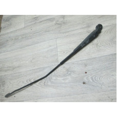  Щеткодержатель (поводок стеклоочистителя, дворник) к  Renault  Laguna,  1997