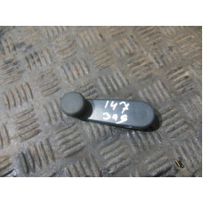  Ручка стеклоподъемника к  Alfa Romeo  146,  1999