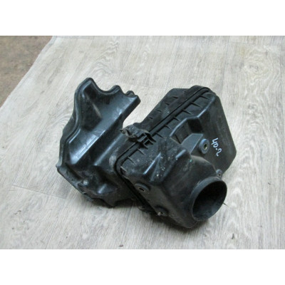  Корпус воздушного фильтра к  Mitsubishi  Space Wagon,  1996