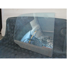  Стекло двери задней правой к  Proton  400,  1996