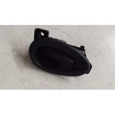  Ручка внутренняя задняя левая к  Ford  Escort,  1998