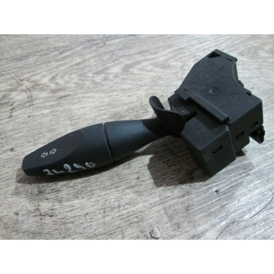  Переключатель поворотов к  Ford  Focus,  2000