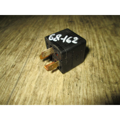  Реле (прочие) к  Audi  100,  1989