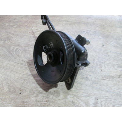  Насос гидроусилителя руля к  Volvo  440,  1994