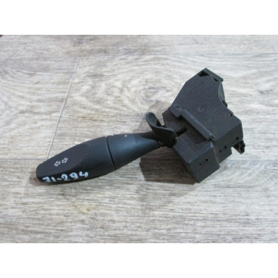 Переключатель поворотов к  Ford  Focus,  2003