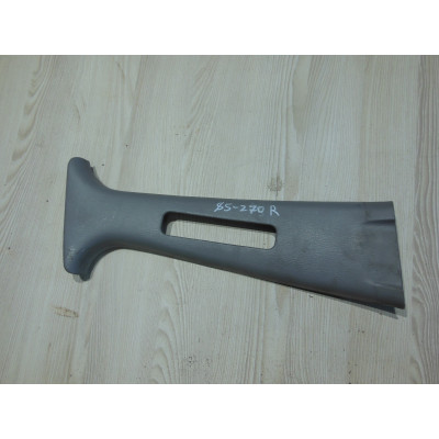  Обшивка стойки центральной правой к  Nissan  Primera,  2001