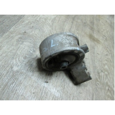  Кронштейн двигателя к  Mitsubishi  Space Wagon,  1996