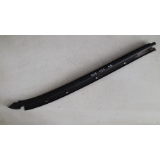  Молдинг стекла лобового к  Citroen  Xsara,  1998