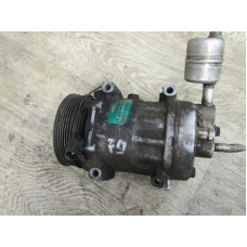  Компрессор кондиционера к  Renault  Kangoo,  2003
