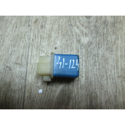 Реле (прочие) к  Nissan  Sunny,  1993