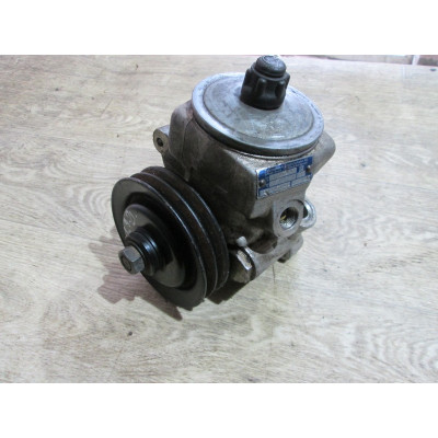  Насос гидроусилителя руля к  Mercedes  S W126,  1990