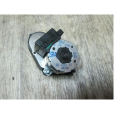  Моторчик заслонки печки к  BMW  7 E38,  1999