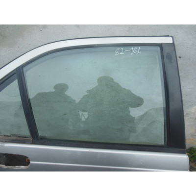 Стекло двери задней правой к  Rover  416,  1997