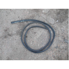  Уплотнитель багажника к  Nissan  Primera,  2001