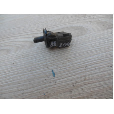  Выключатель концевой (концевик) к  Renault  Megane,  1997