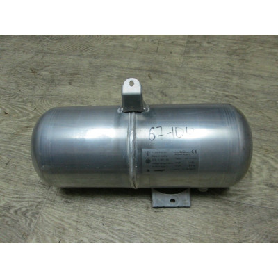  Ресивер пневмоподвески к  Porsche  Cayenne,  2008