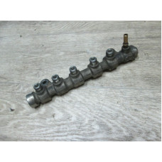  Топливная рампа к  Renault  Espace,  2004