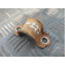  Крепление втулки стабилизатора к  Mitsubishi  Galant,  1998