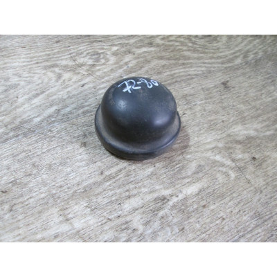  Обшивка стойки передней левой к  Volkswagen  Golf,  1995