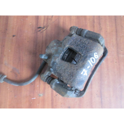  Суппорт передний правый к  Daewoo  Nubira,  2000