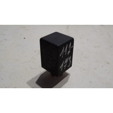  Реле стеклоочистителей (дворников) к  Audi  100,  1986