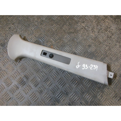  Обшивка стойки центральной правой к  Alfa Romeo  146,  1999