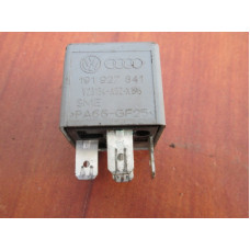  Реле (прочие) к  Ford  Galaxy,  1998