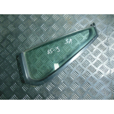  Стекло двери задней левой к  Nissan  Primera,  2001