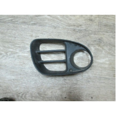  Решетка радиатора к  Nissan  Vanette,  1997