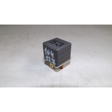  Реле (прочие) к  Volkswagen  Golf,  1994