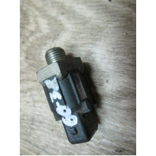  Датчик давления масла к  Renault  Scenic,  1999