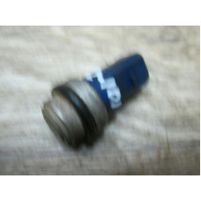  Датчик температуры к  Volkswagen  Passat,  2002