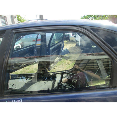  Стекло двери задней левой к  Renault  Laguna,  1996