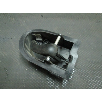  Ручка внутренняя передняя правая к  Ford  Mondeo,  1995