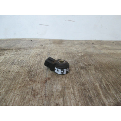  Датчик детонации к  Volkswagen  Golf,  1995