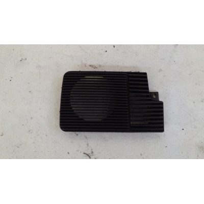 Сетка для динамика к  Audi  100,  1986