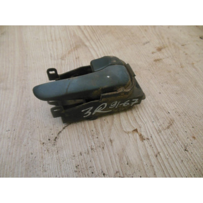  Ручка внутренняя задняя правая к  Nissan  Primera,  1998