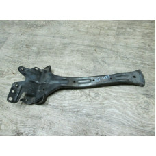  Кронштейн радиатора к  Porsche  Cayenne,  2008