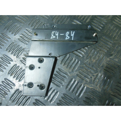 Кронштейн двигателя к  Audi  100,  1989