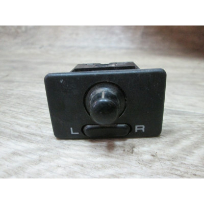  Кнопка (выключатель) к  Nissan  Almera,  1999