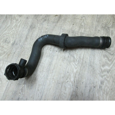  Патрубок радиатора к  BMW  7 E38,  1999