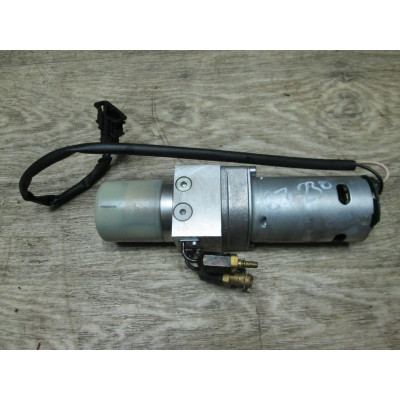  Компрессор пневмоподвески к  Porsche  Cayenne,  2008